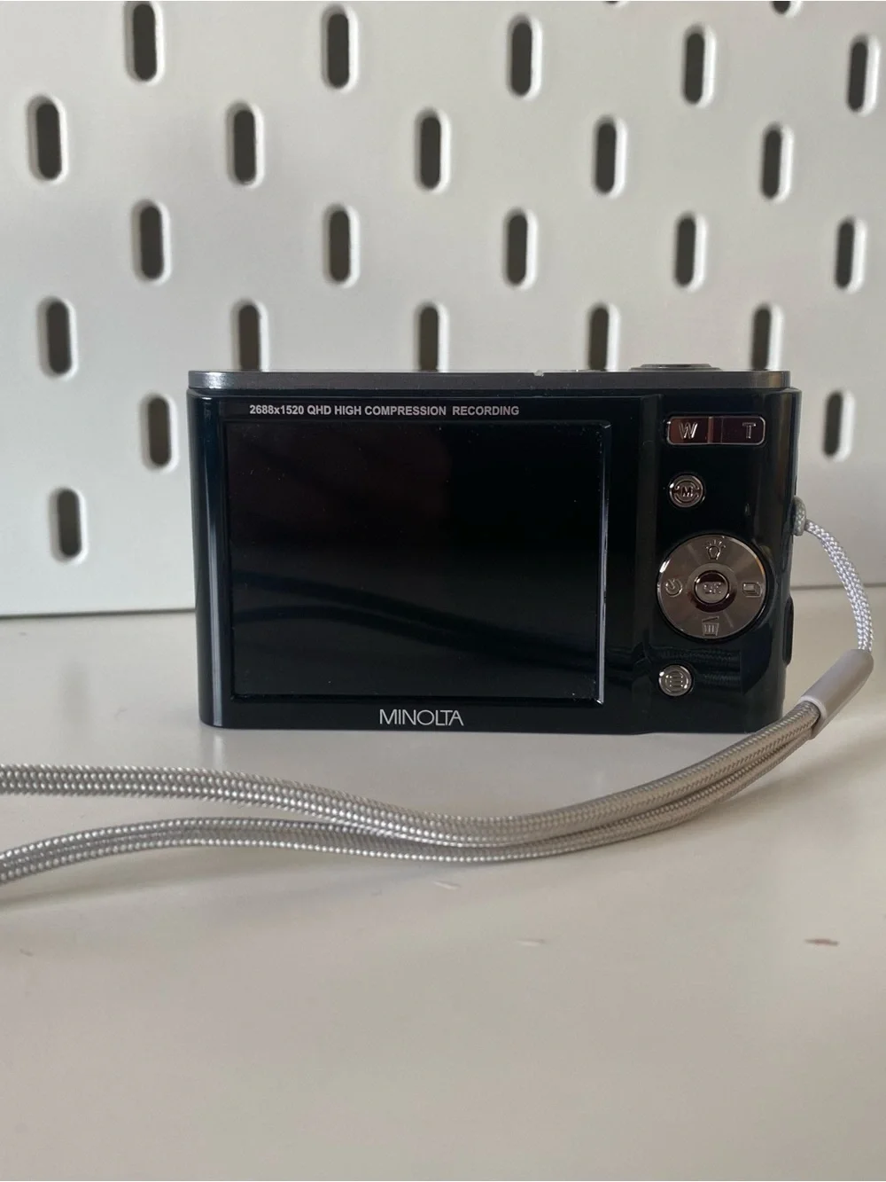 Minolta MND20 44MP Digital Camera